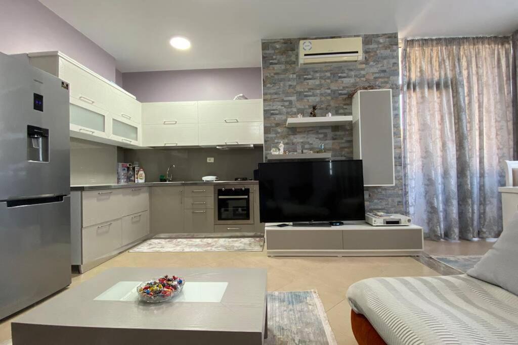 Sea Scape Apartment Vlore Luaran gambar